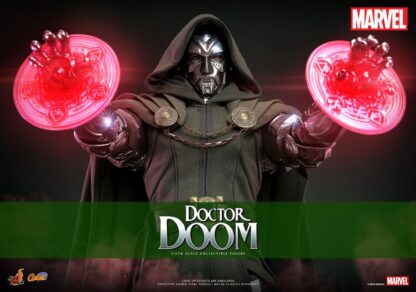 Hot Toys Marvel Comics Doctor Doom CMS002 1/6 Scale Figure