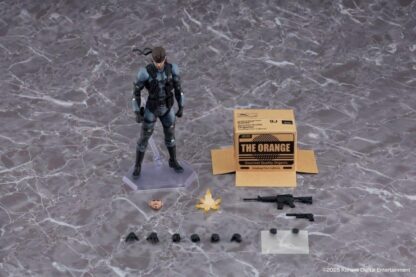 Figma Metal Gear Solid 2 Sons of Liberty Solid Snake Action Figure ( No 645 Updated Vers )