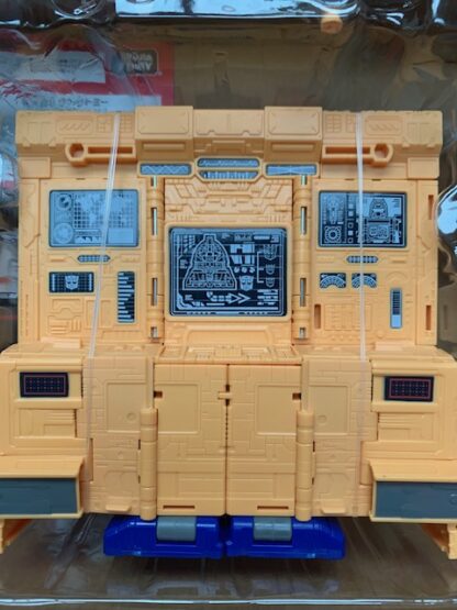 Transformers Dramatic Capture Autobot HQ Mainframe and Teletran 1